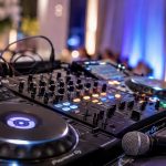 DJ-Equipment mit Ton- und Lichttechnik KI generiert DJ-Equipment mit Ton- und Lichttechnik KI generiert